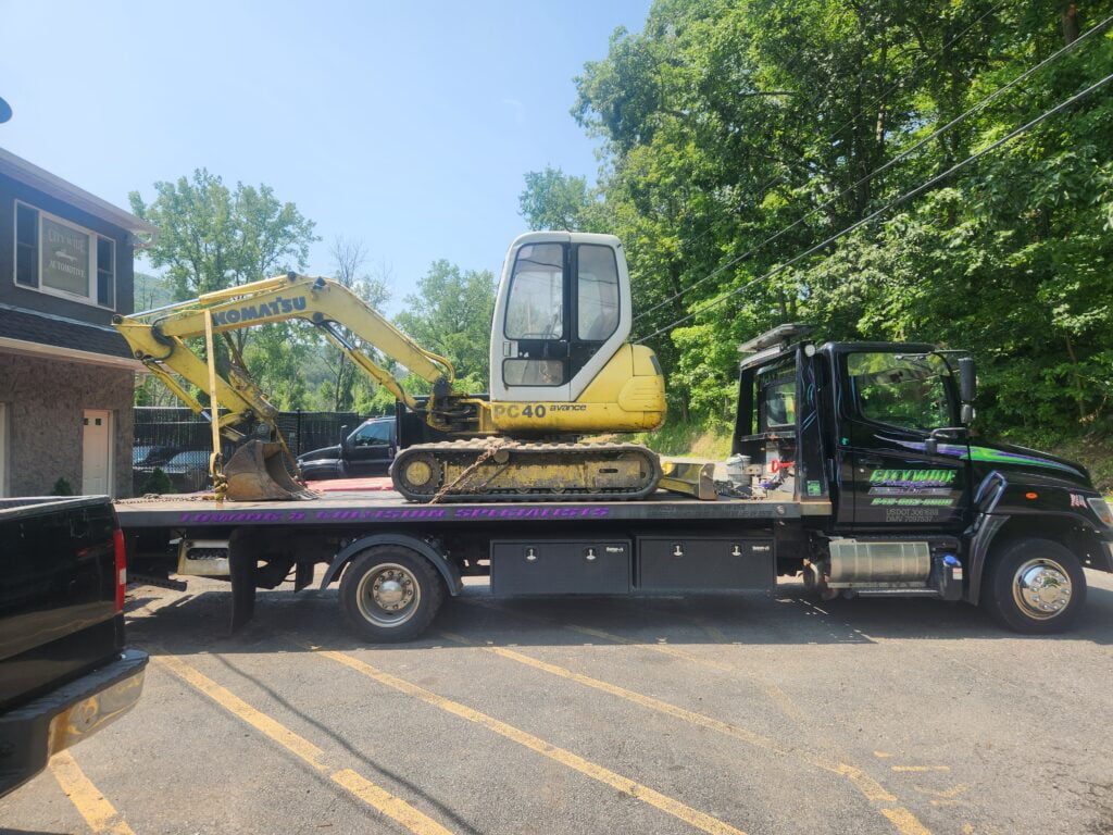 Heavy equipment transport in the Hudson Valley, NY